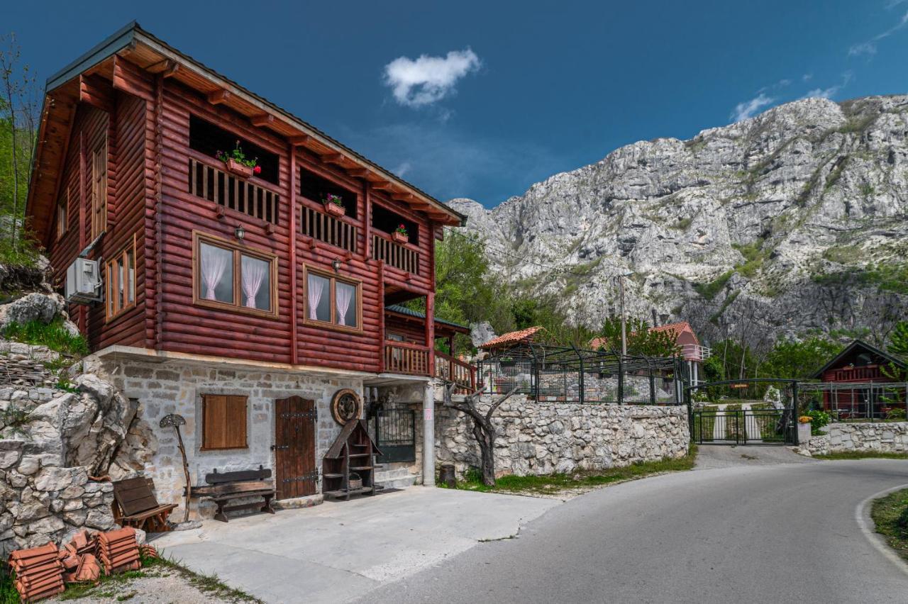 Holiday Village Ostrog Niksic Exterior photo