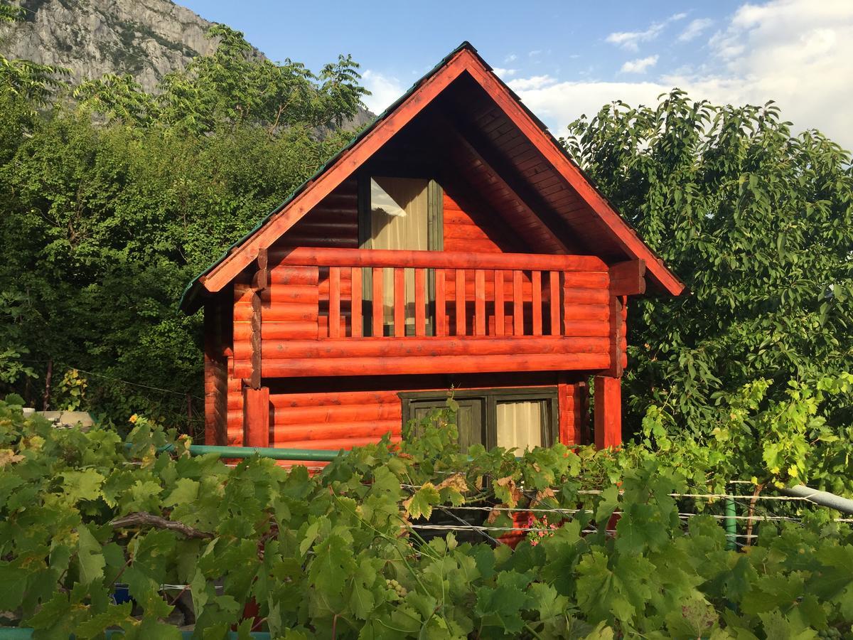 Holiday Village Ostrog Niksic Exterior photo